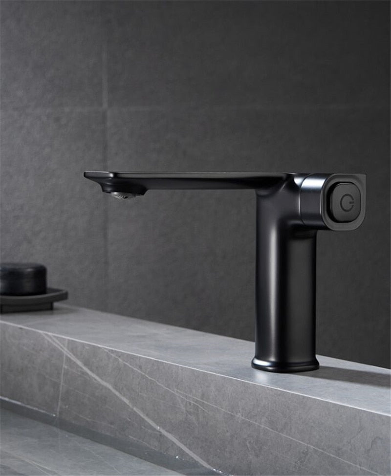 Wasserh&auml;hne Messing-Waschtischarmatur