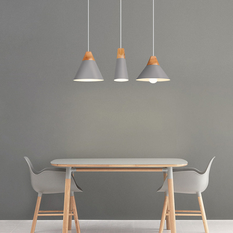 LED-Lampe aus Holz