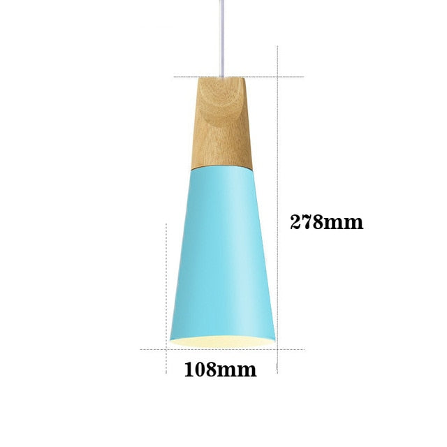 LED-Lampe aus Holz