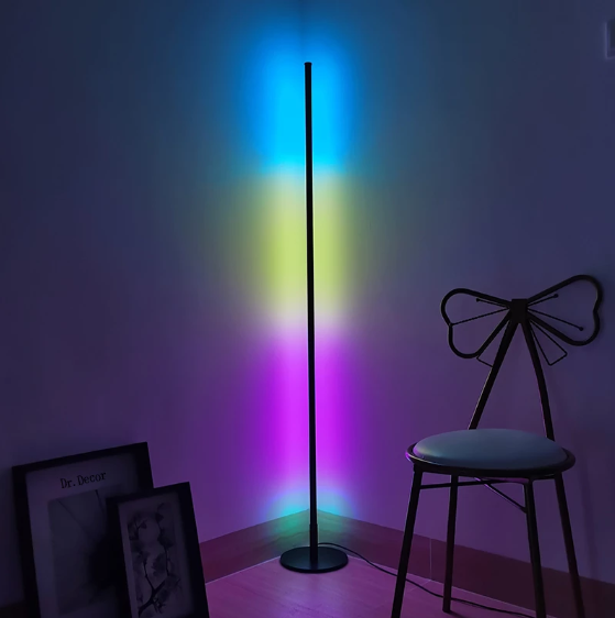 Minimalistische vloerlamp