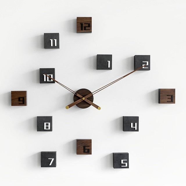 Uhr aus Polyamid-W&uuml;rfeln