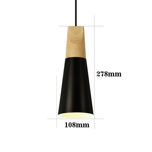 LED-Lampe aus Holz