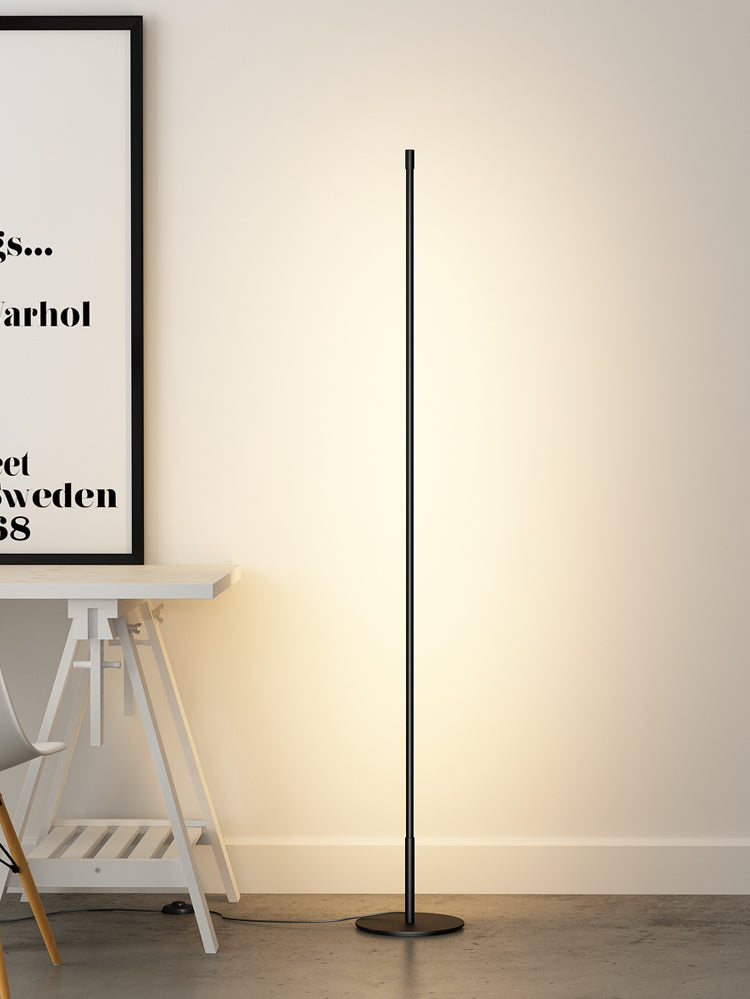 Minimalistische vloerlamp
