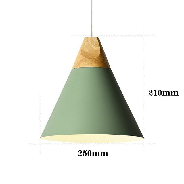 LED-Lampe aus Holz