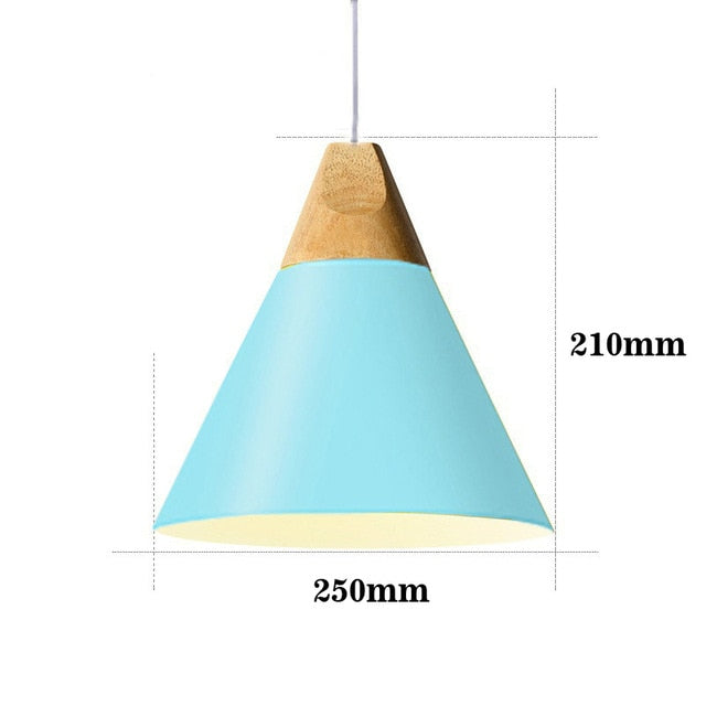 LED-Lampe aus Holz
