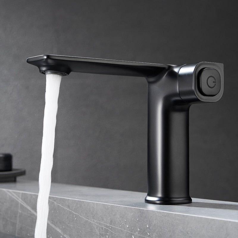 Wasserh&auml;hne Messing-Waschtischarmatur