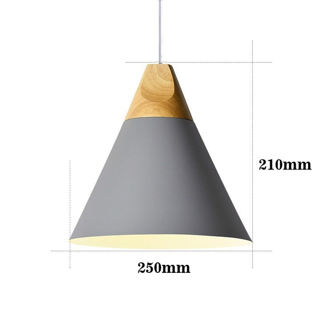 LED-Lampe aus Holz